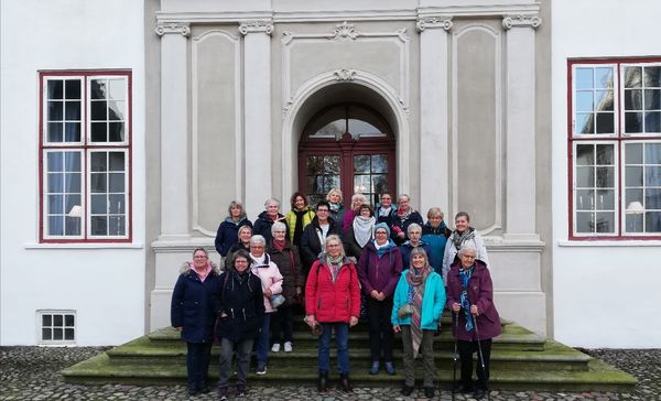 Møgeltønder: Geschichte der hübschen Dorfstraße und Besichtigung von Schloss Schackenborg‌‌ Mittwoch 25.10.2023